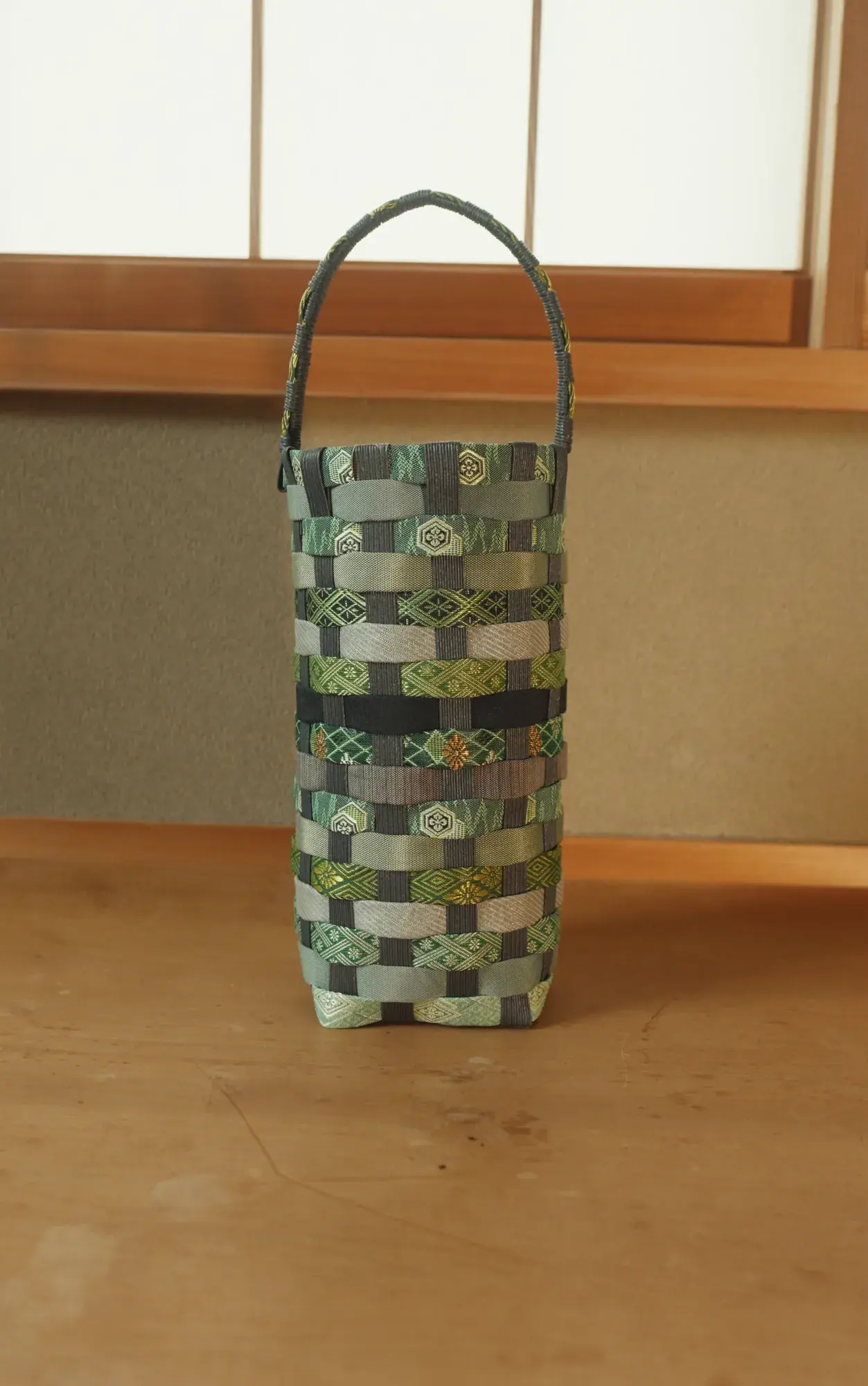 Rikyū, photograph 2 of 2