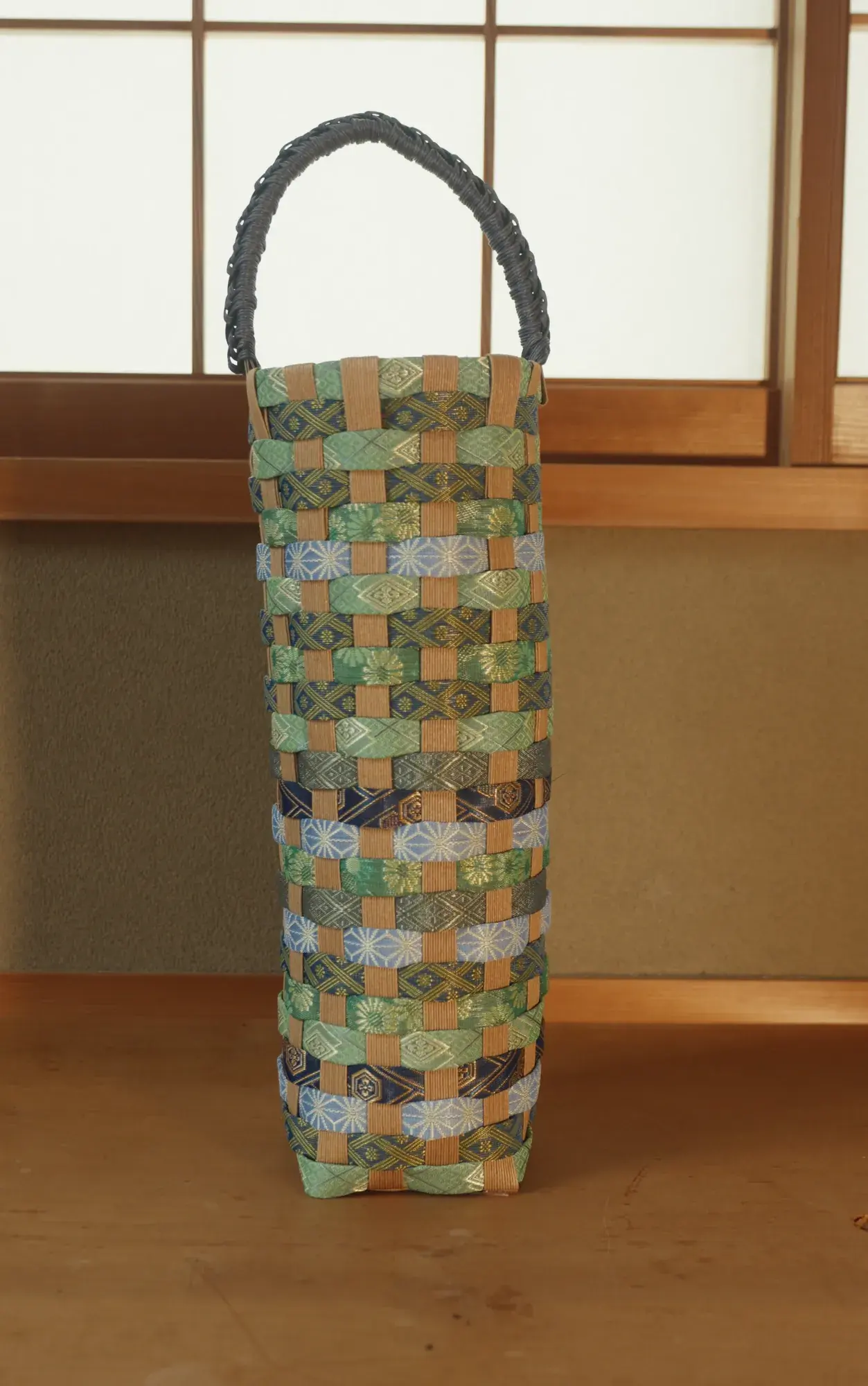 Ai, photograph 2 of 4