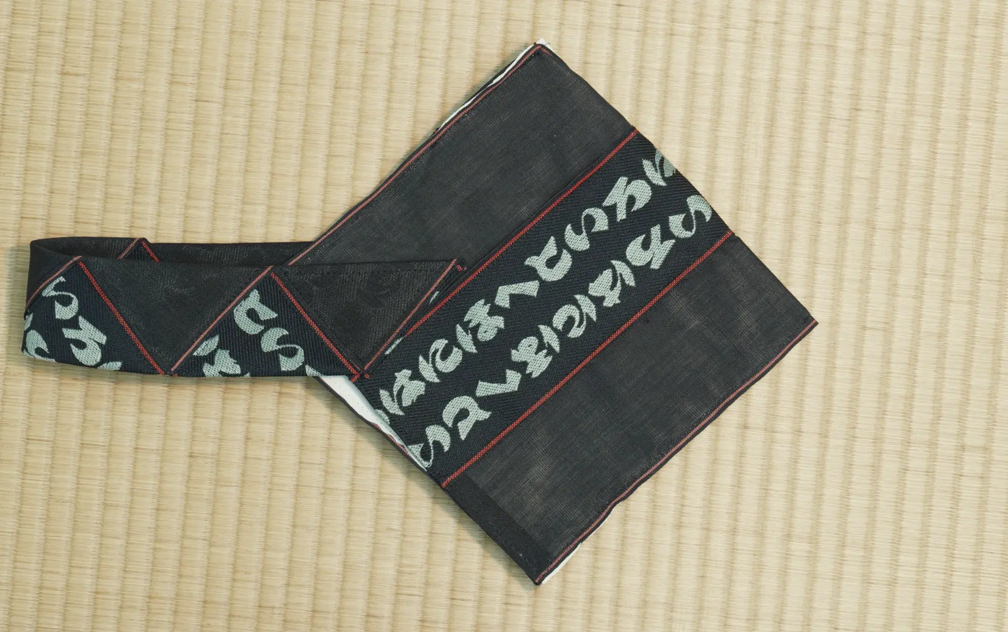 Iroha, photograph 3 of 3